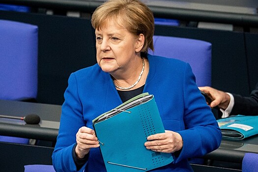 Меркель выступила за устойчивое финансирование ВОЗ