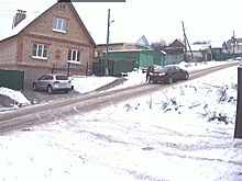 Житель Пензы ловил несущуюся с горы машину