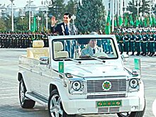 В Туркменистане останавливают все авто, кроме белых