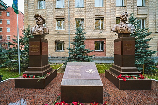 В Ханты-Мансийске увековечили память Василия и Александра Маргеловых