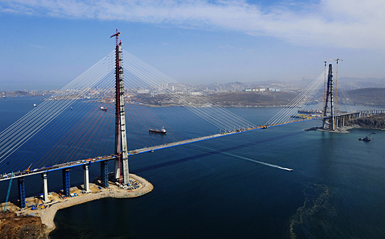 Названа дата открытия моста на остров Русский