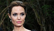 Дети оставили Анджелину Джоли в День матери