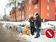 В Курске подрядчик повредил канализацию и уехал