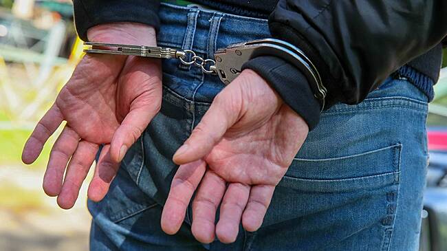 Владелец бара в Японии убил знакомую и спрятал тело за стеной своего заведения