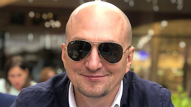 Призвавший жен бойцов СВО целовать им ноги ведущий «Соловьев Live» ответил Собчак