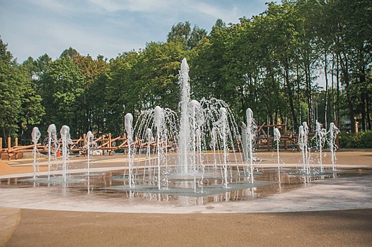 «Сухой» фонтан в парке «Швейцария» закрыт на прочистку