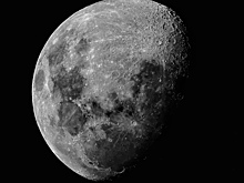 Физики выяснили, чем опасны пылевые облака над поверхностью Луны