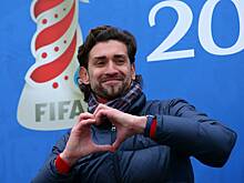 51-летний экс-футболист сборной России женился на 23-летней телеведущей