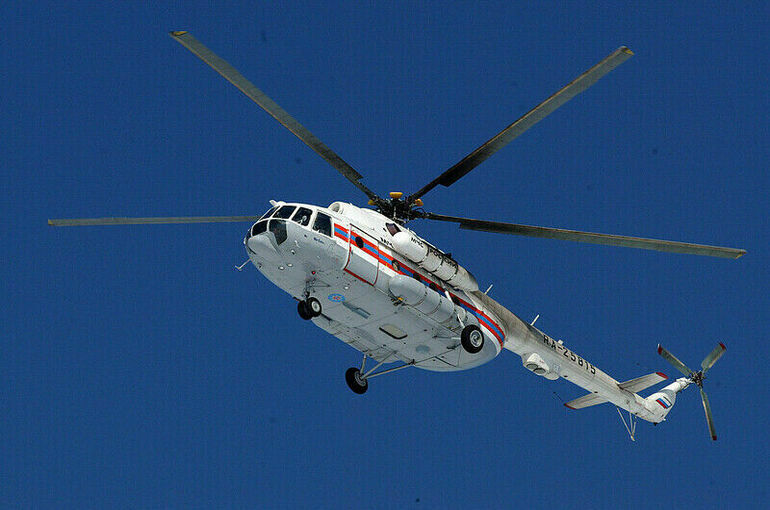 Вертолет МЧС вылетел в Амурскую область для разбора завалов на руднике