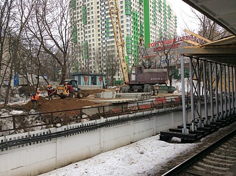 Платформа станции метро «Пионерская» Филевской линии при следовании из центра закрыта на реконструкцию