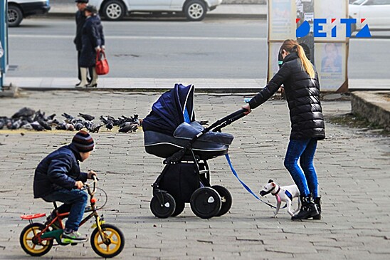 Оплачиваемый декрет на 3 года: эксперты озвучили мнения