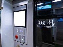 Стикеры с советами о вежливости обновлены в столичном транспорте