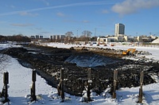 Большой городской пруд подвергается капитальной перестройке