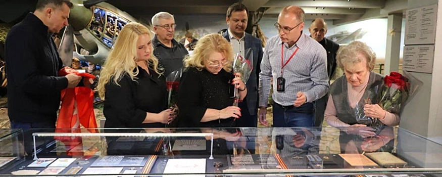 В Музее техники Вадима Задорожного открылась витрина, посвященная летчику Павлу Маркову