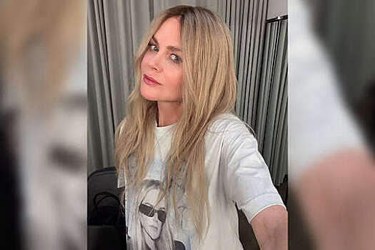 Бренд Balenciaga осудили за продажу футболок со звездами за $825