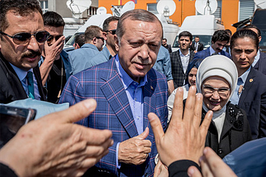Эрдоган восстановил членство в правящей партии Турции