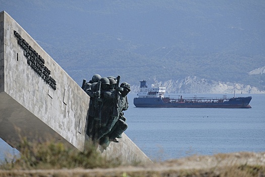 В порту Новороссийска военные отработают отражение нападения морских дронов