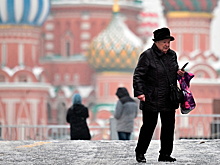 «Откуда взять деньги, с вертолета разбросать?» В Госдуме поспорили о 13-й пенсии