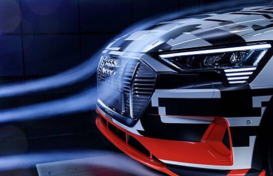 Audi E-Tron был замечен на первом тест-драйве