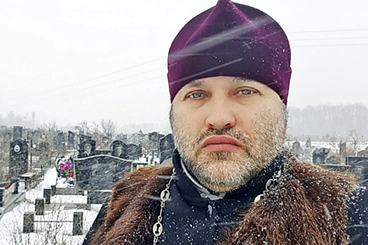 Украинcкий священник попросил прихожан не умирать зимой
