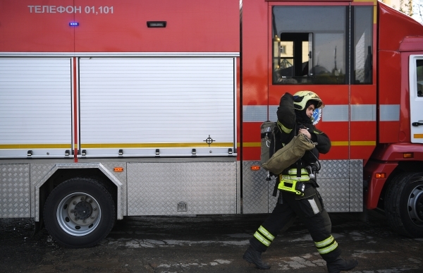 На востоке Москвы произошел сильный пожар на стройке