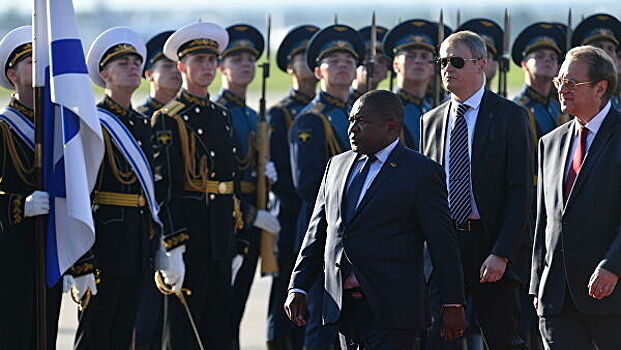 Президент Мозамбика прибыл с рабочим визитом в Москву