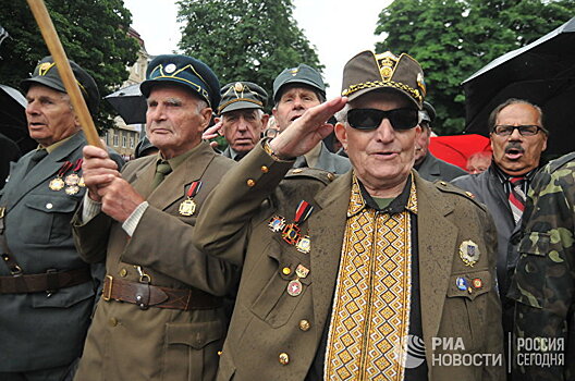 Неудобная правда: Запад поддерживал фашизм как противовес коммунизму, а теперь на востоке Европы история повторяется (Advance, Хорватия)