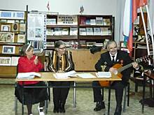 Самобытные авторы района устроили посиделки в Ирклиевской