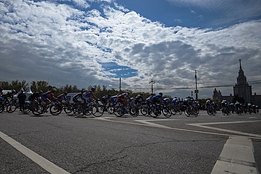 В Москве прошла массовая любительская велогонка "Столица"