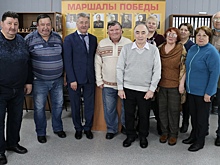 Глава администрации поздравил с наступающим праздником членов Совета ветеранов