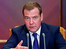 Медведев описал отношение России к США фразой Мюллера из "17 мгновений весны"