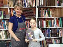 В Библиотеке им. Агнии Барто научили искусству фрески