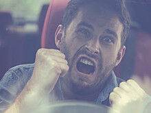 Хамство на дорогах: как вести себя с агрессивными водителями?