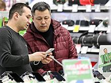 «Деньги дороже понтов»: Куда и почему обрушился рынок гаджетов