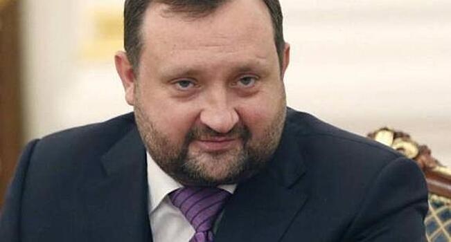 О комбинаторе Сергее Арбузове и халатном Юрии Колобове
