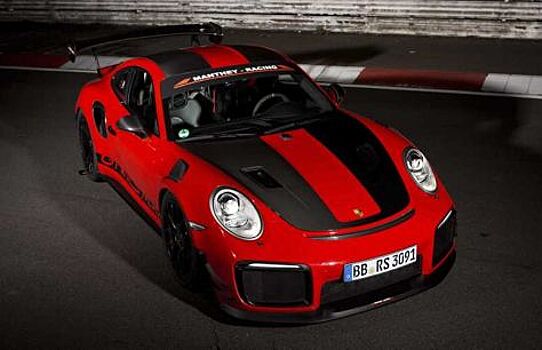 Porsche 911 GT2 RS MR попал на видео во время возвращения на Нюрбургринг