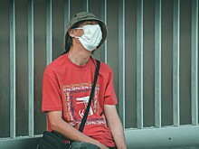 В Японии быстро распространяется смертельная болезнь. Опасна ли она для россиян?