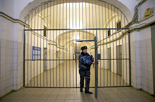 На службе в системе исполнения наказаний разрешат оставаться после увечий или травм