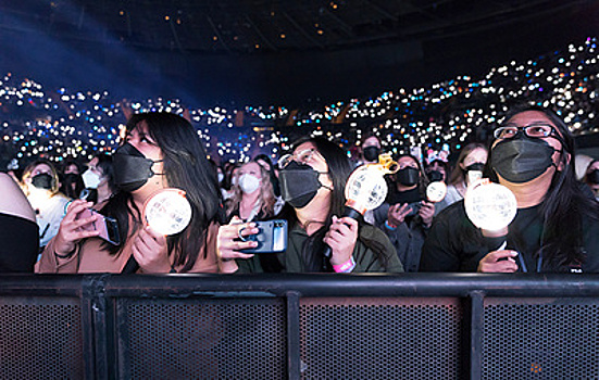 Гид по к-поп: зачем правительству Республики Корея школы для айдолов