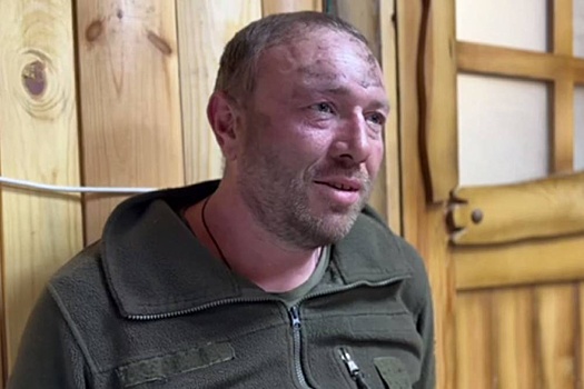 Разведчики ВС РФ тихо зашли на позиции ВСУ и взяли в плен спящего бойца