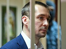У Захарченко хотят отнять имущество