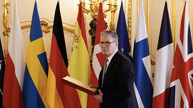 Политолог объяснил, повлияет ли уход Стармера на отношения Лондона и Москвы