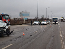 В Волгограде столкнулись три автомобиля