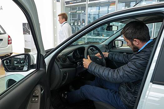 «АвтоВАЗ» повысил ценник на самую продаваемую в России машину