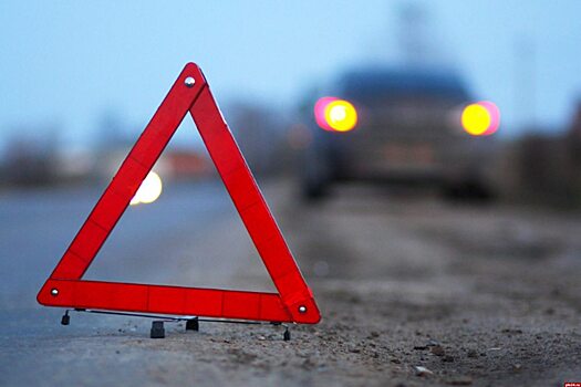 В Татищевском районе при столкновении легковушек пострадал 21-летний водитель