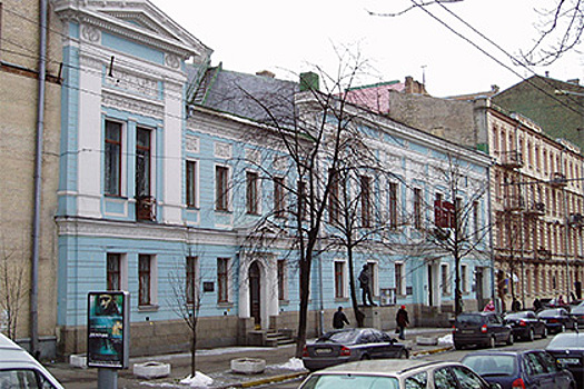 Из названия киевского музея убрали упоминание о русском искусстве