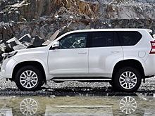 Toyota представит новое поколение внедорожника Land Cruiser Prado 250