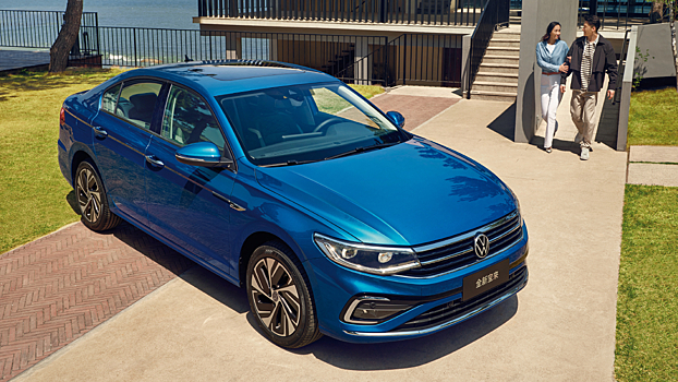 Россиянам предложили очень дорогой седан Volkswagen Bora