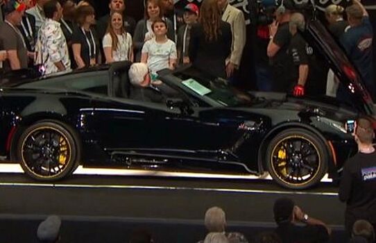 Последний Corvette C7 продадут на аукционе 28 июня