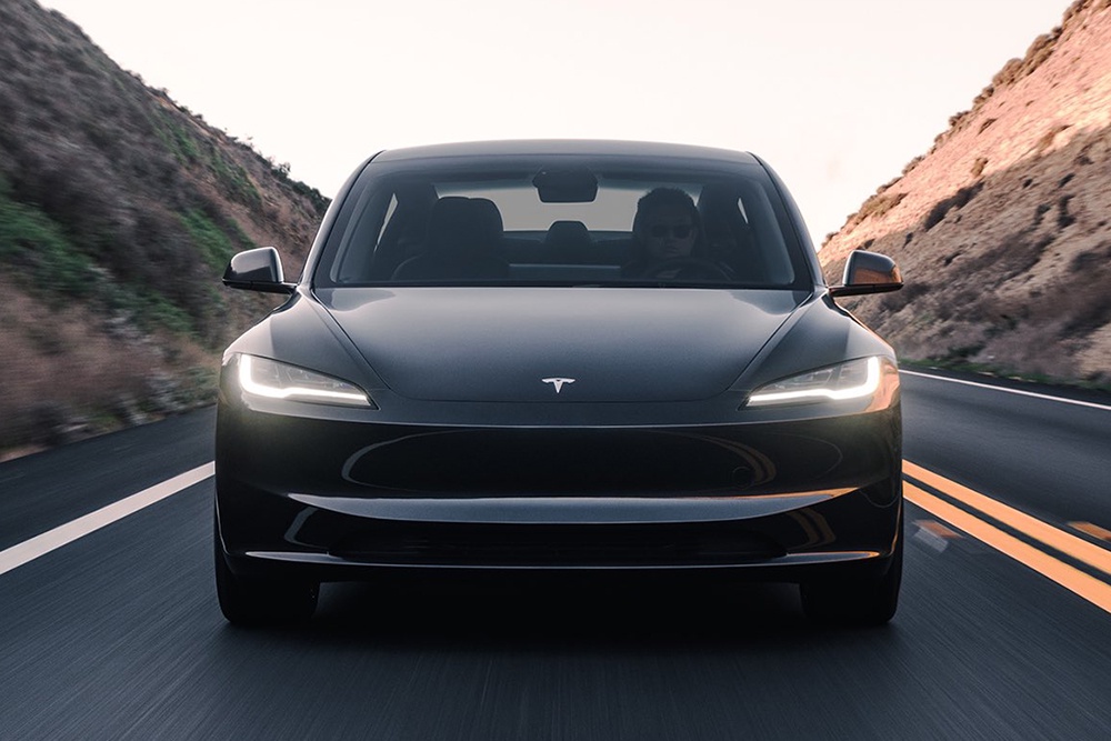 Reuters: Tesla отказалась от выпуска дешевого авто. Илон Маск это отрицает